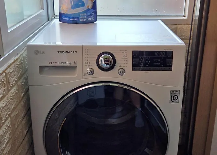 Appartamento Korean Life, Dressing Room, 3 Beds, 8 Minutes To The Station, Long-term Stay, Airport Bus, Washing Machine, Dryer, Yeouido Seul